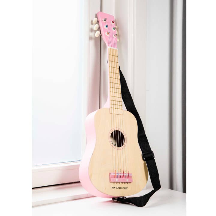 Chitarra in legno bianca e rosa New Classic Toys per la vendita all'ingrosso da parte di New Classic Toys EU