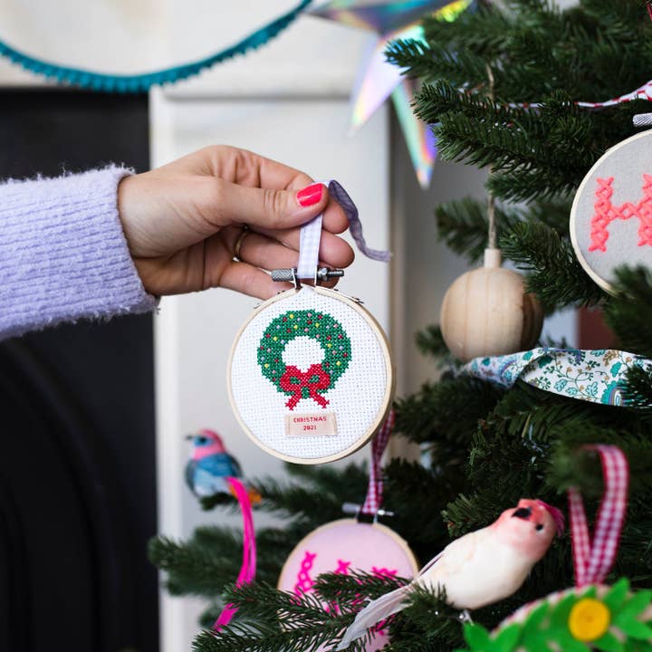 Cotton Clara Craft Kits & Supplies - Wholesale DIY Craft Kit - Christmas Wreath Cross Stitch Kit8