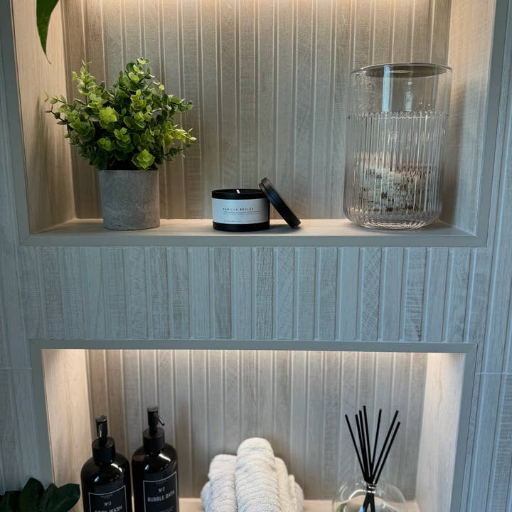 Unplug Soy Candles - Wholesale Travel Candles - Matte Black Travel Tin Soy Candle7