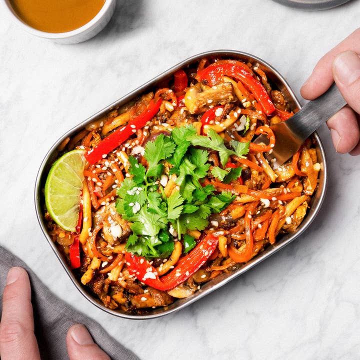 Boîte repas en acier inoxydable pour la vente par Black + Blum Europe