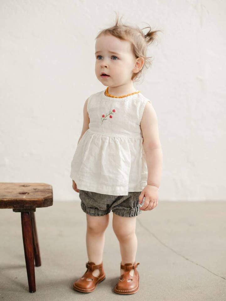 Tunique sans manches Sylvia (EG99) pour la vente par La Petite Alice