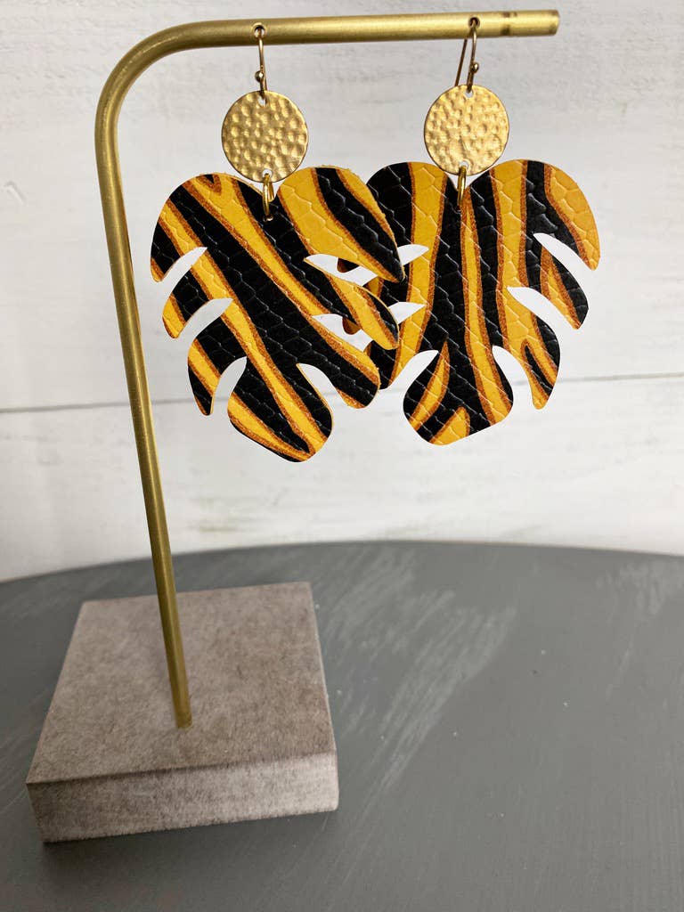 The Supply Society - Wholesale Dangle Earrings - Monstera Leaf Leather Hook Earrings9