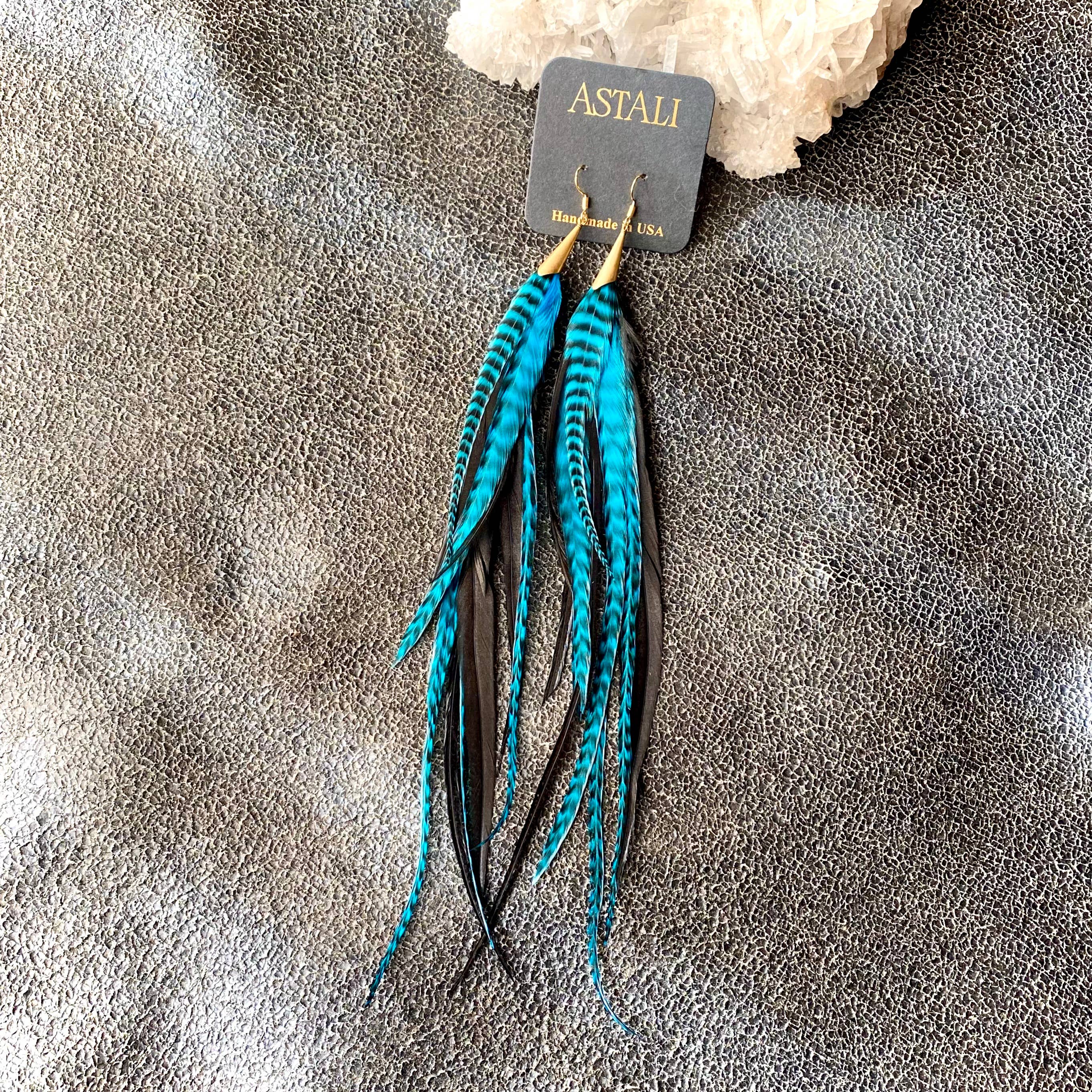 ASTALI - Venta al por mayor Pendientes colgantes - Pendientes largos con forma de pluma y cono, color turquesa y negro y dorado9