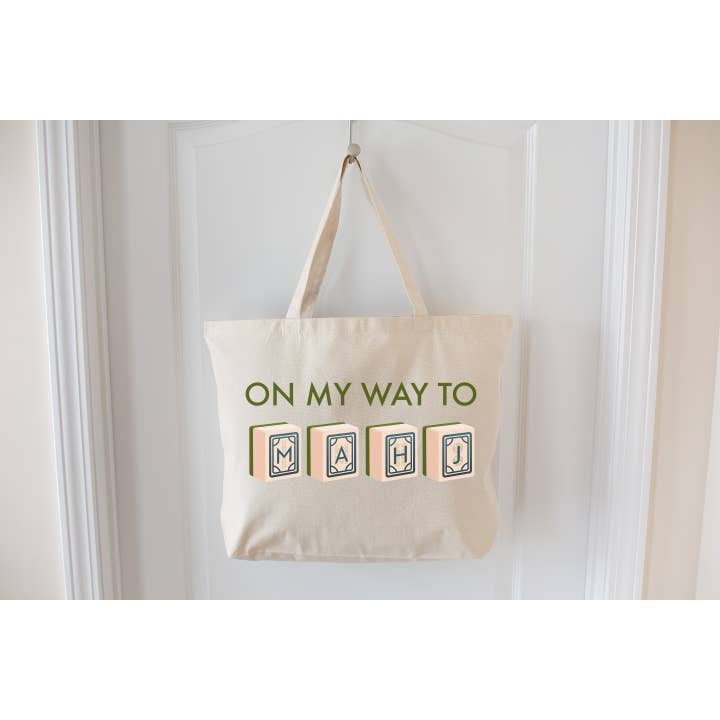 Sac fourre-tout surdimensionné Mahjong pour la vente par Love Always, Audrey