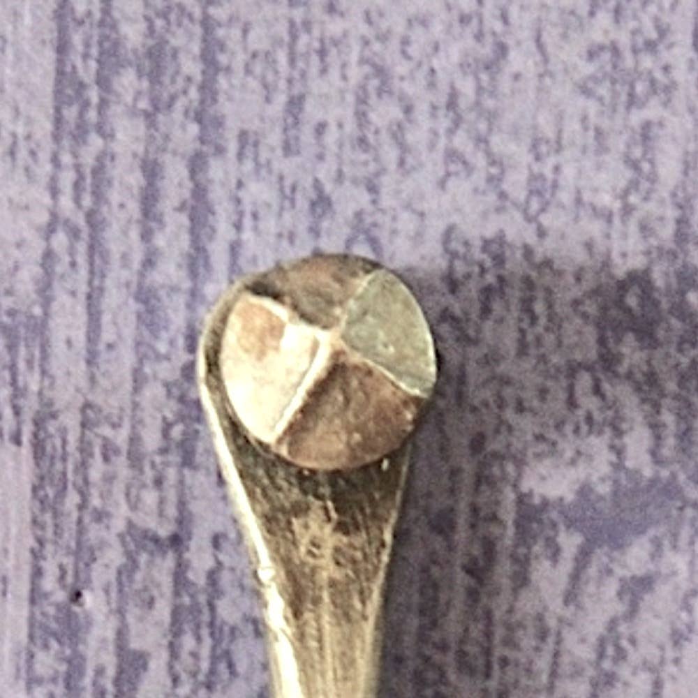 LES SCULPTEURS DU LAC - Wholesale Decorative Tabletop Object - Metal screw cover0