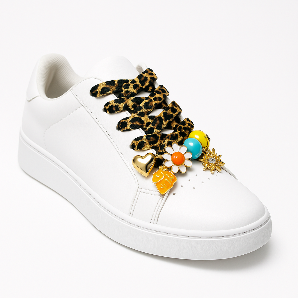 Reference Mode - Wholesale Shoelaces - Women's - Pair of laces with charm jewelry model 82