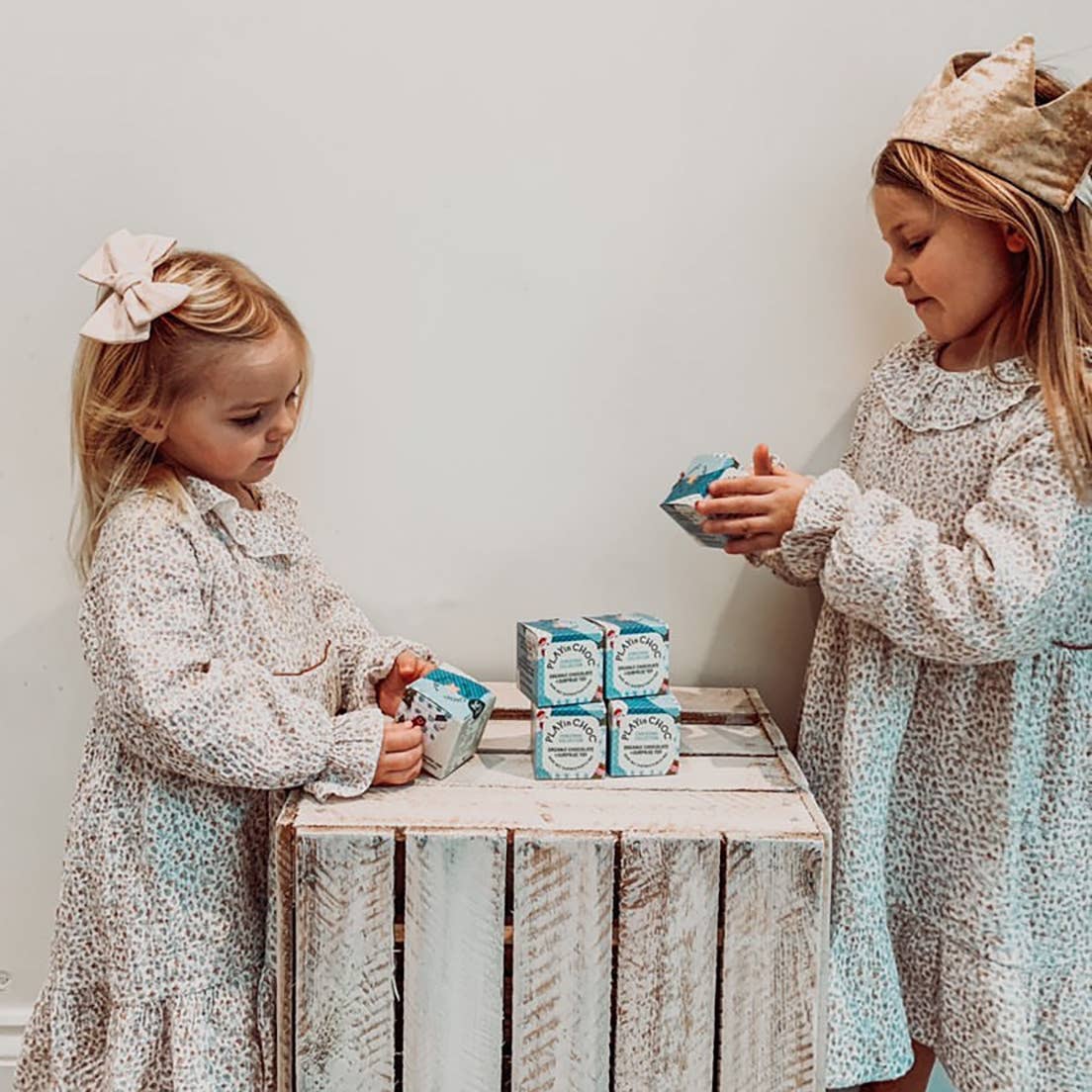 PLAYin CHOC - Wholesale Chocolate box - ToyChoc Box® (x18) CHRiSTMAS COLLECTiON / CHRISTMAS GIFTS6