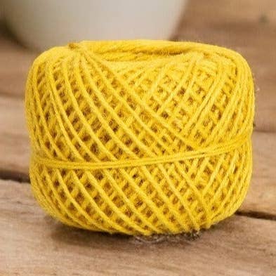 Sfera di spago in iuta, giallo gelsomino per la vendita all'ingrosso da parte di BRITISH COLOUR STANDARD - Europe