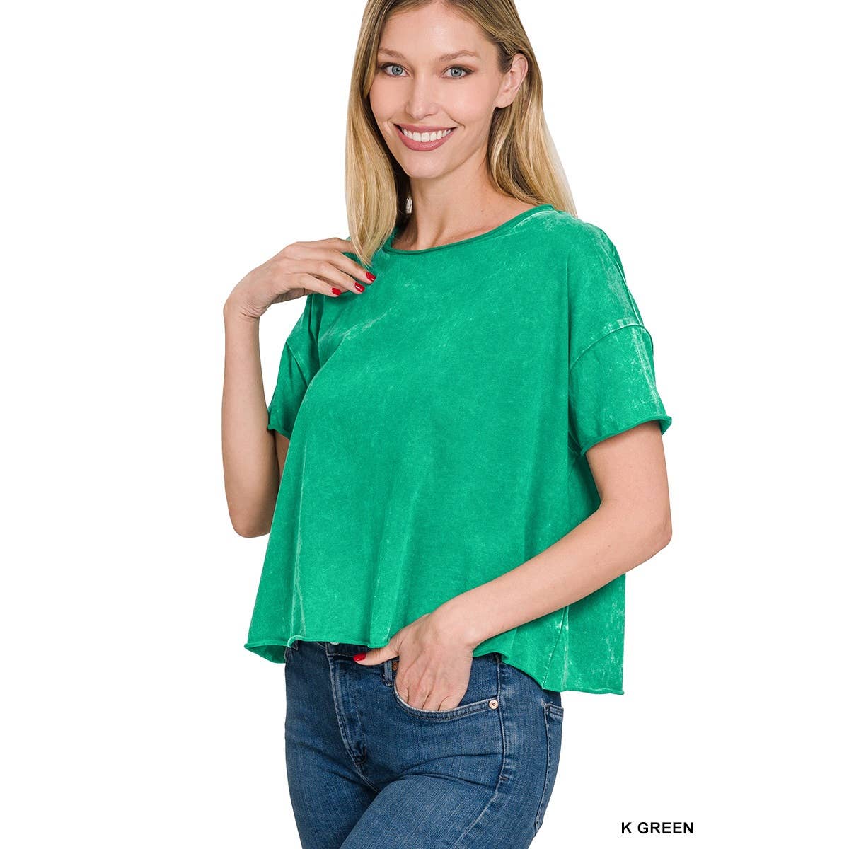 Apolline – Großhandel T-Shirt – Damen – Apolline Acid Wash Crop-Top mit kurzen Ärmeln und rohen Kanten10