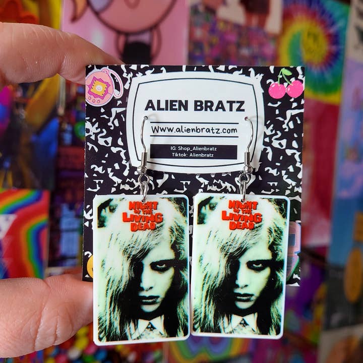 Alien Bratz - Venta al por mayor Pendientes colgantes - Pendientes de terror La noche de los muertos vivientes para Halloween0