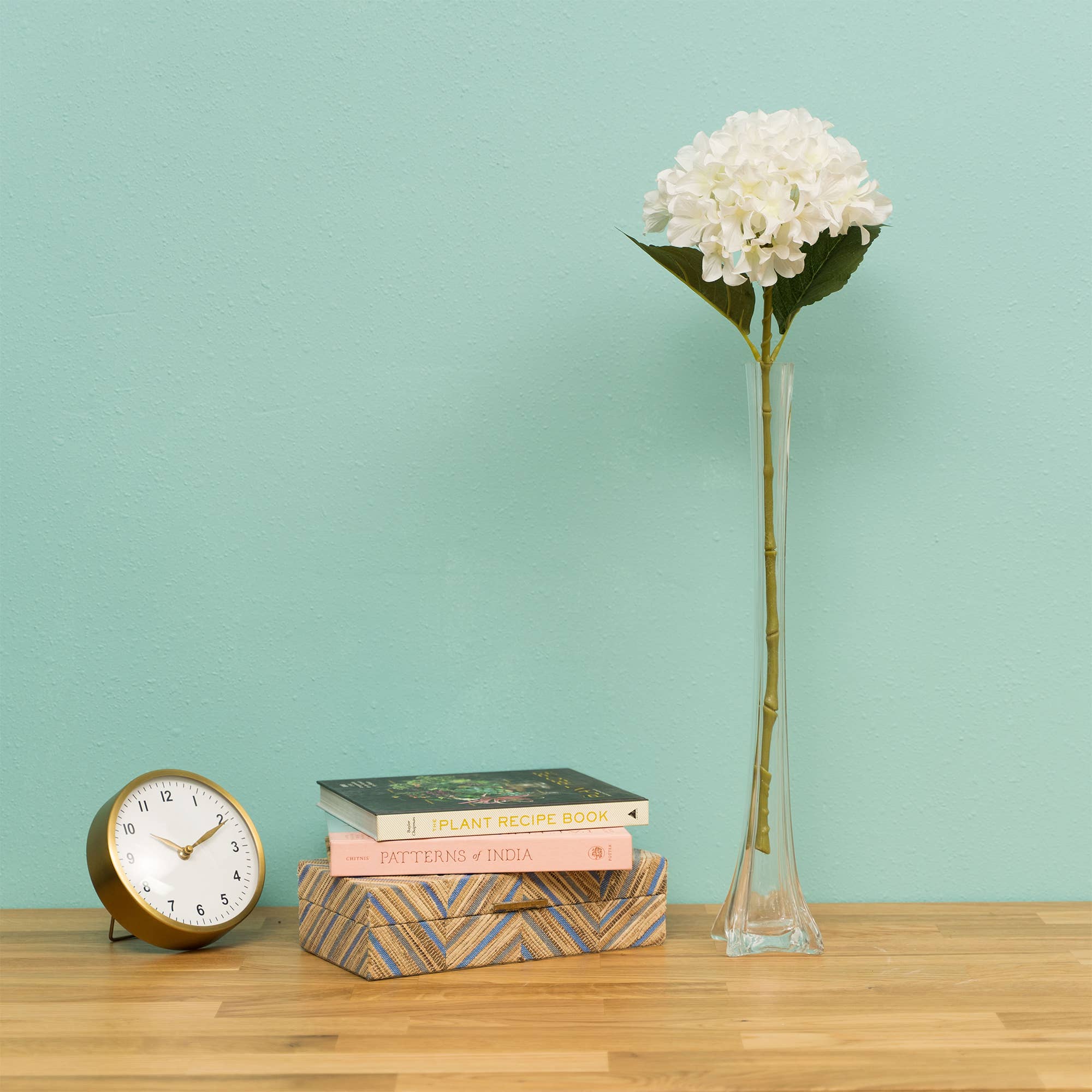 Portofino International Trading, USA - Wholesale Artificial Flowers - Artificial Hydrangea Stem 27" -White7