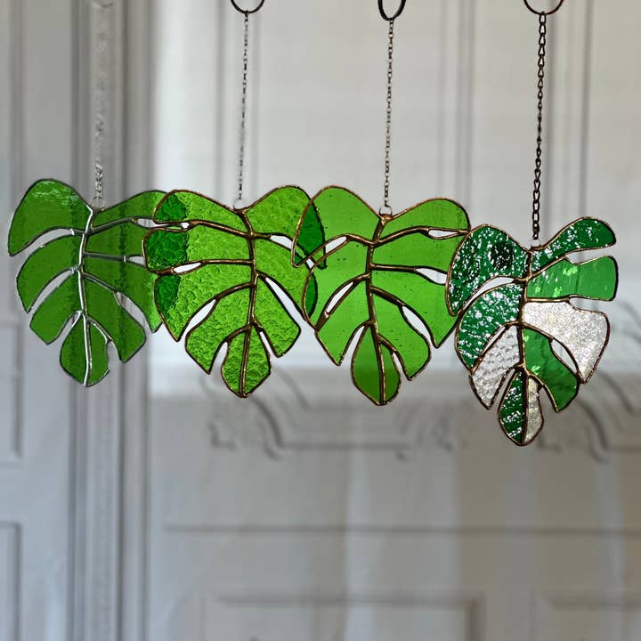 Inspiration By CDA - Venta al por mayor Atrapasoles - Atrapasol de Vidrio Teñido con Hojas de Monstera, Diseños Surtidos1