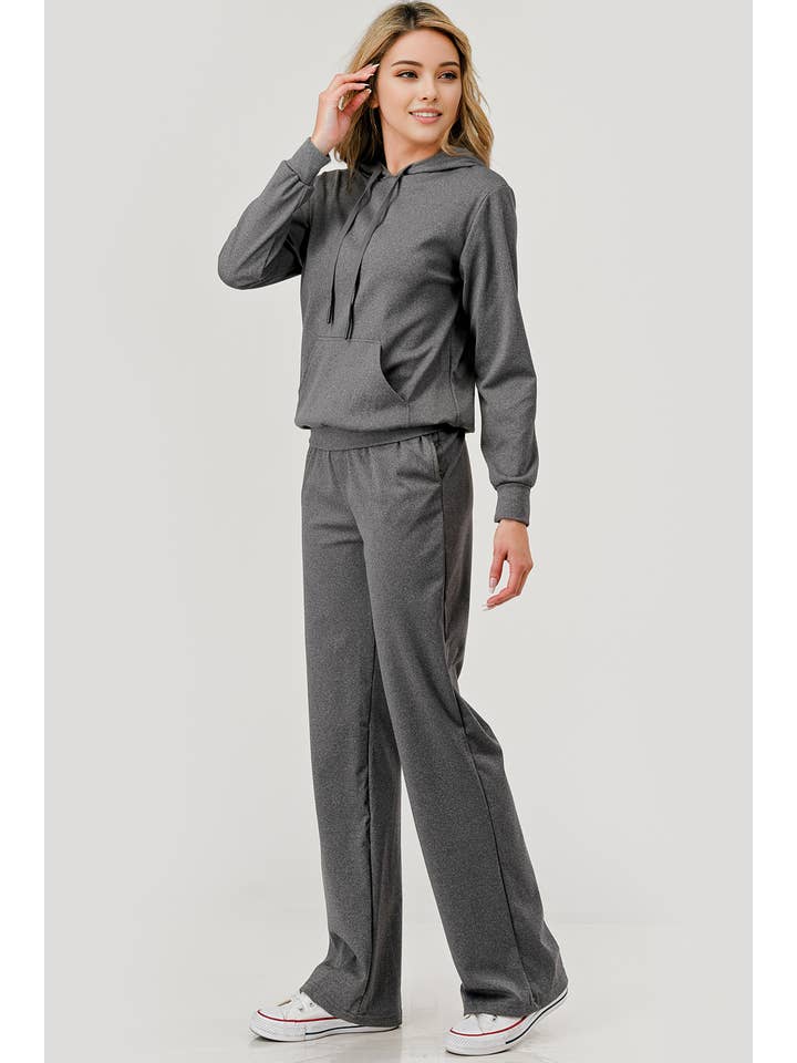 REDFINCH APPAREL INC - Vente Ensemble de vêtements d'intérieur – femme - Ensemble 2 pièces à capuche et pantalons de survêtement en polaire pour femmes2