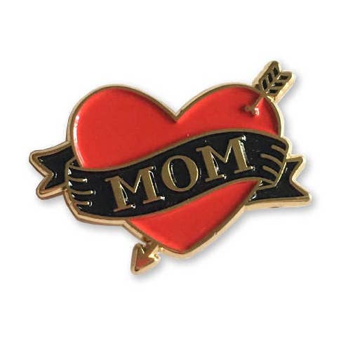 Mom Tattoo emaille pin - revers, hard email, moederdagcadeau, moeder, hart voor wholesale door Fishcake Design