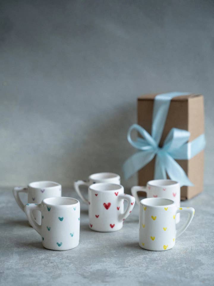 Set of 6 coffee cups "Heartbeats" for wholesale by CerAmor Cerâmica