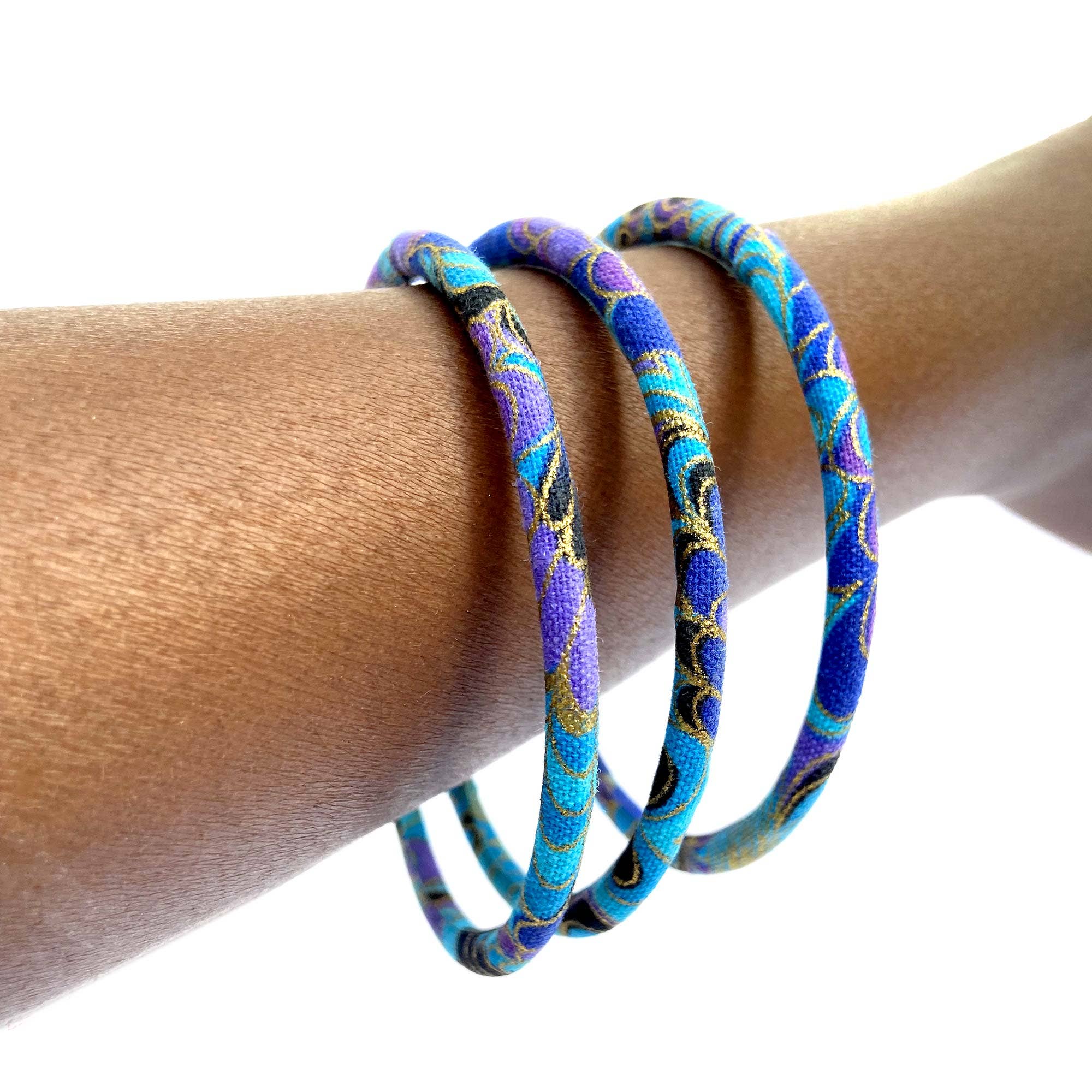 Melokane – wholesale Bangle bracelet – Blue gold butterfly Japanese bangle bracelet1