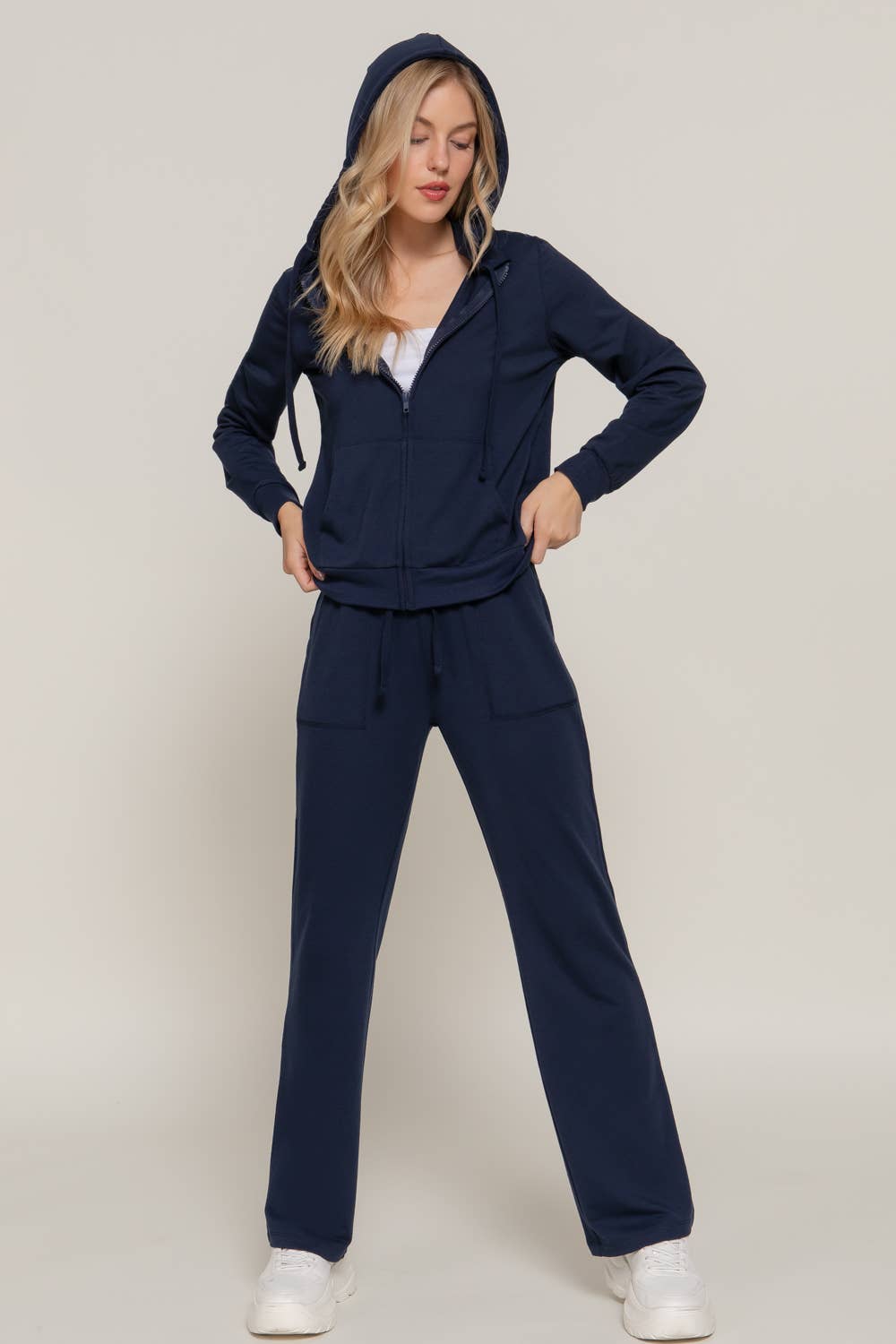 Active Basic | Active USA - Wholesale Lounge Set - Women's - Long Sleeve Hoodie Jacket & Pants Sweatsuit Set  38