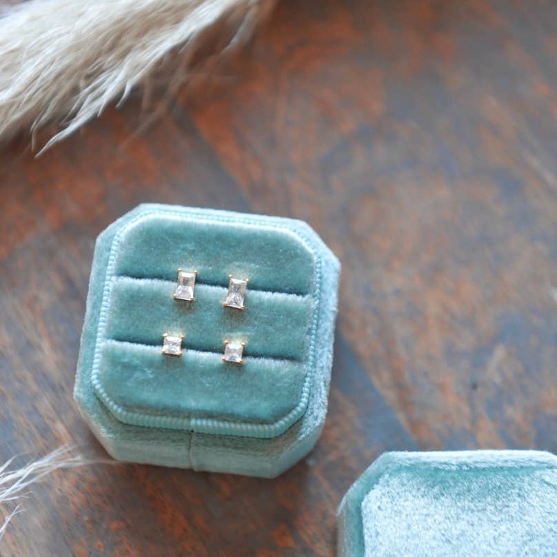 Oh So Lovely – Engroshandel Ørestikkere – Krystalbaguette-ørestikker i flere farver6