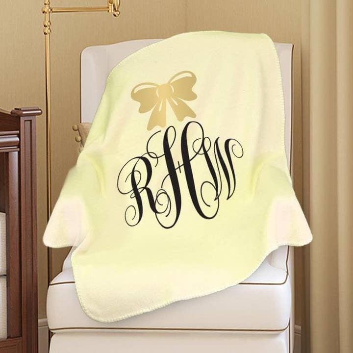 30 x 40 Personlig Monogram Babyfilt för wholesale av Monogramonline Inc.