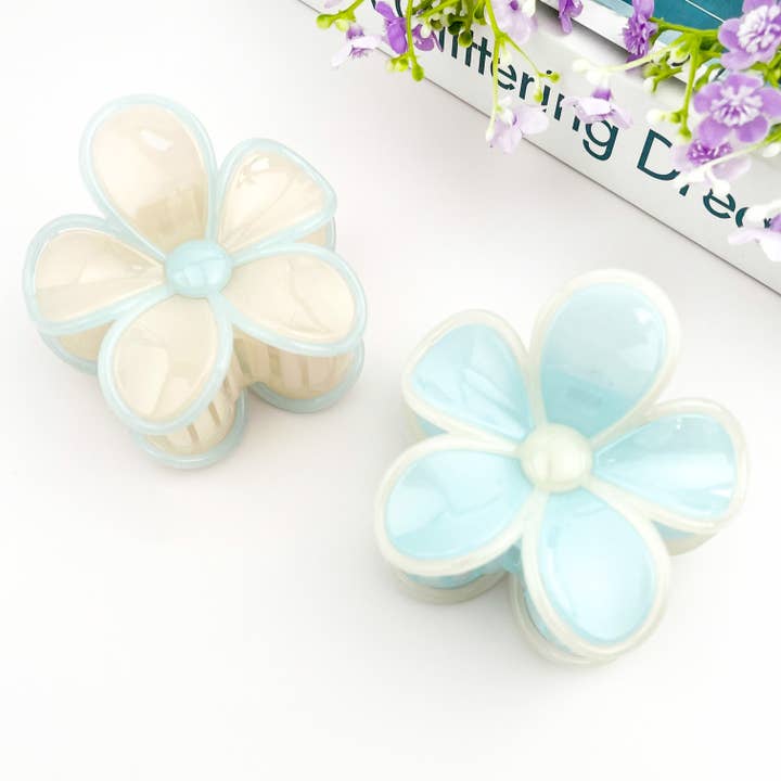 SoapElenGlen - Wholesale Hair Clip - Women's - Two-color Plumeria Claw Clip, Seaside Holiday Hair Clip1
