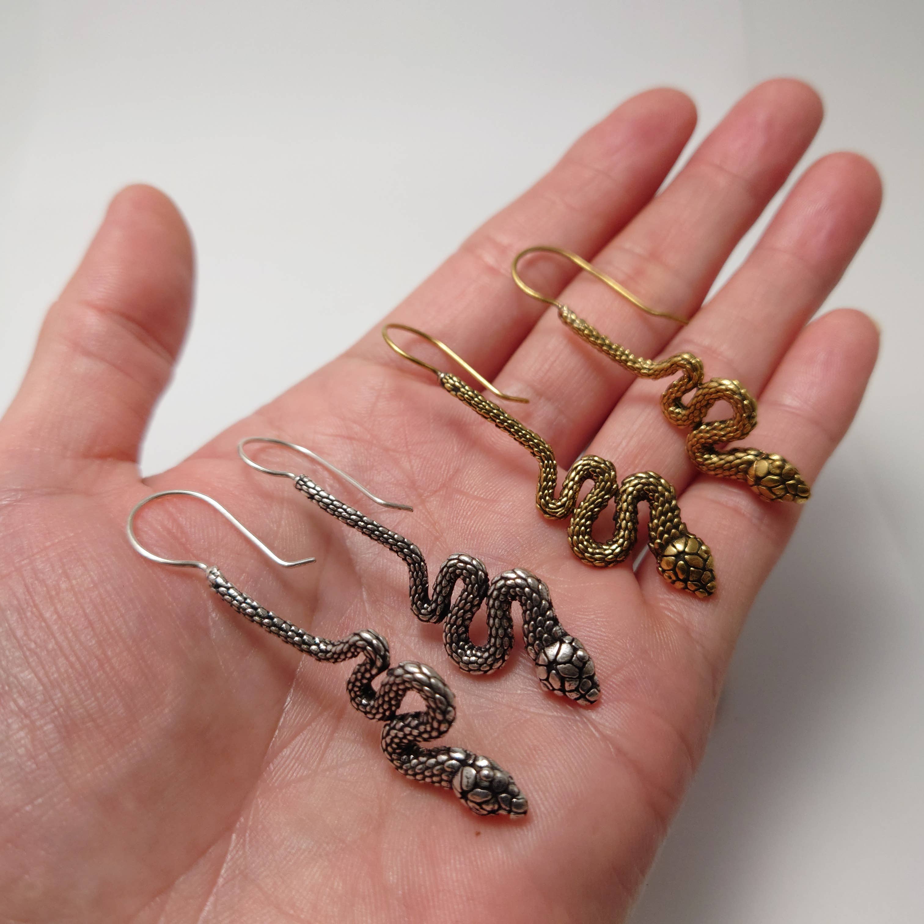 Tenzing Collections - Wholesale Dangle Earrings - Snake Earrings, Golden and Silver13