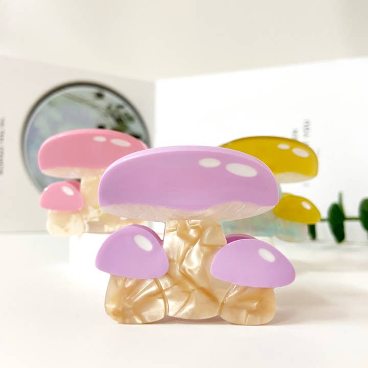 Pince à cheveux Mushroom Pinces à griffes en acétate pour la vente par TheDivaSoap