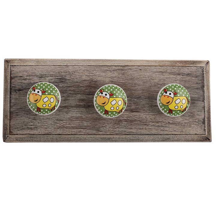 Lot de 12 crochets muraux pour chapeaux et manteaux (jaunes) pour la vente par Daana Paani LLC