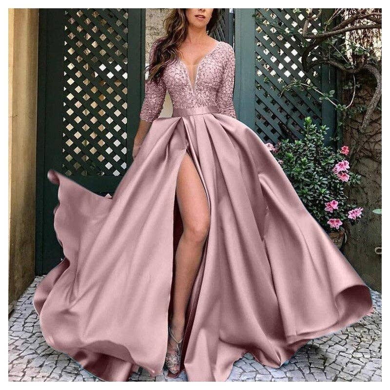Plush Looks – Großhandel Abendkleid – Damen – Spitzenbesetztes Ballkleid mit Perlen und fließendem Saum4