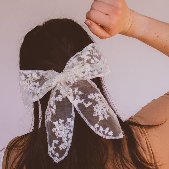 Shop Andi - Wholesale Barrette - Women's - Martha Bow Barrette1