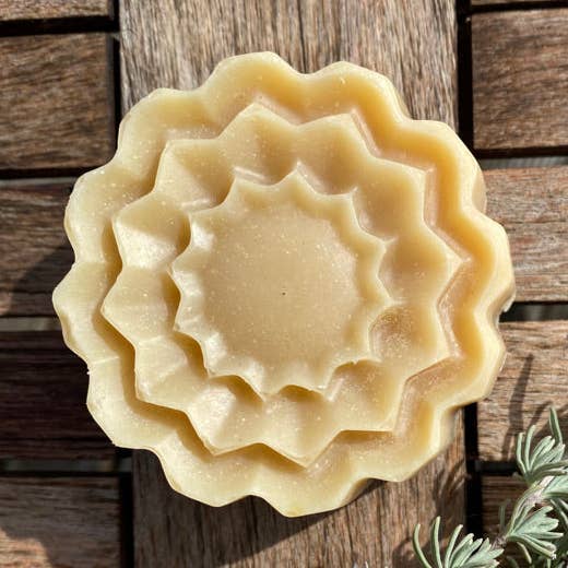 Cinnamon Quills - Wholesale Shampoo puck/solid shampoo - Solid Shampoo Bar - Coconut & Lavender0