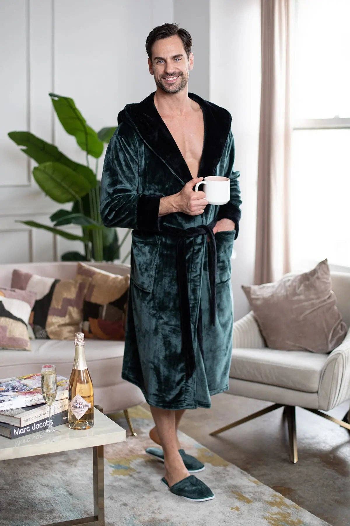 Lotus Linen – Großhandel Bademantel – Herren – Herrenbademantel mit Kapuze – Ultra-weicher Plüschkomfort für den Alltag23