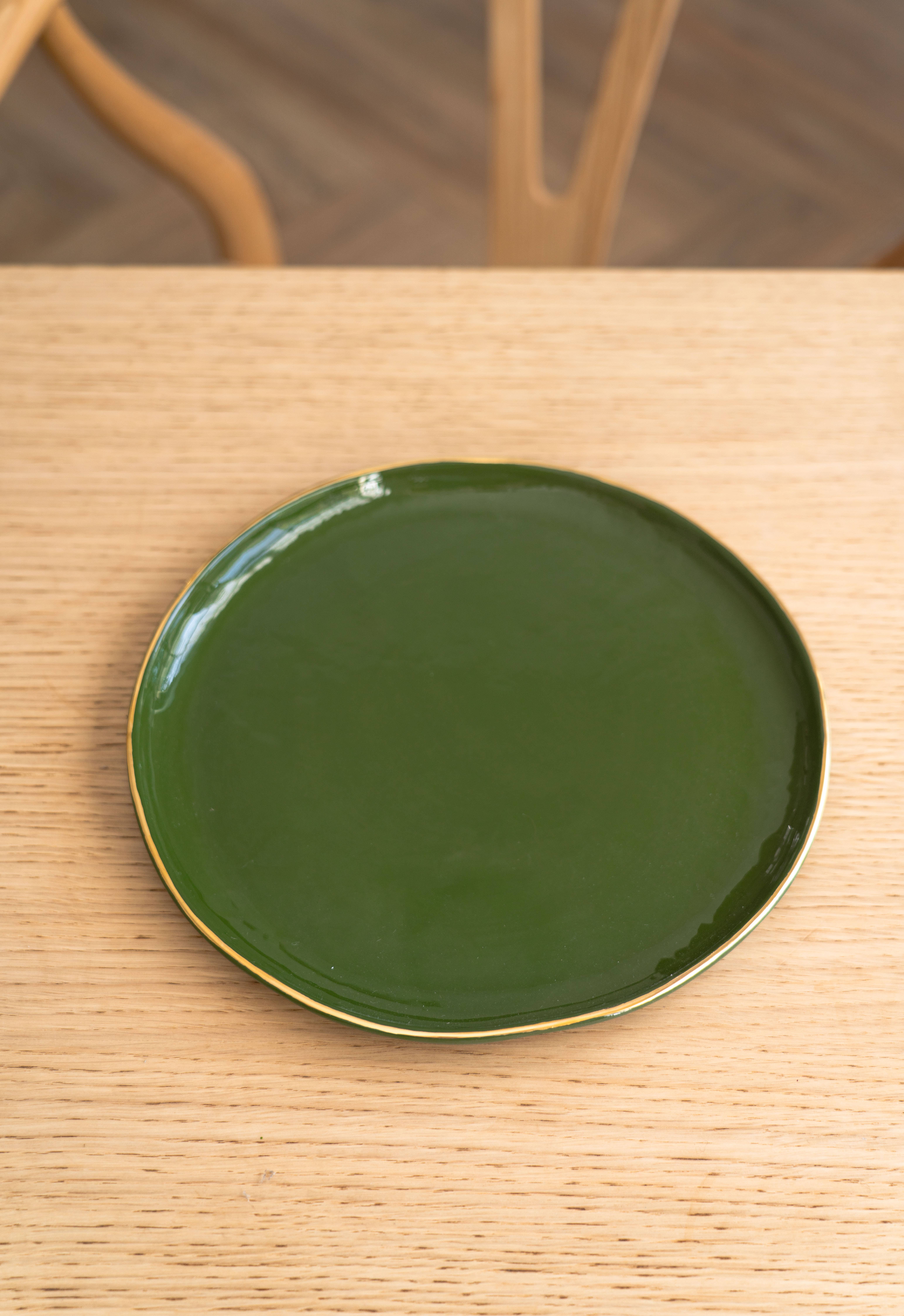 Creating Comfort Lab – wholesale Dinner plate – Handmade Porcelain Dinner Plates with Gold Rim. Green2