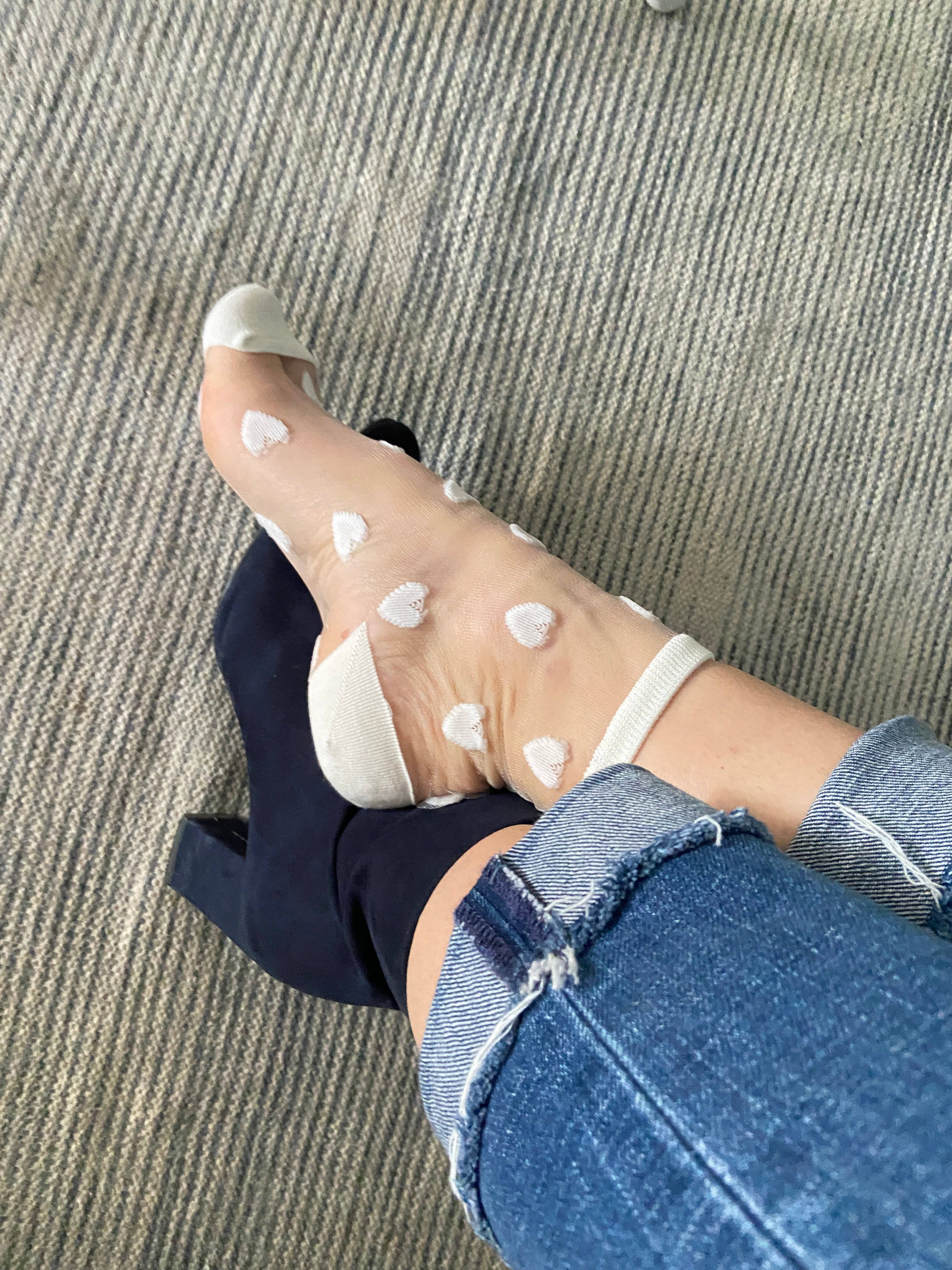 sockette - Wholesale Socks - Women's - Laure Transparent socks with white hearts1