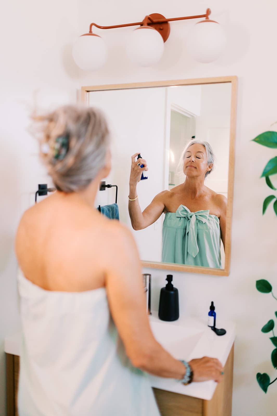 SpaStar - Wholesale Robe - Women's - The Get Ready Wrap®3