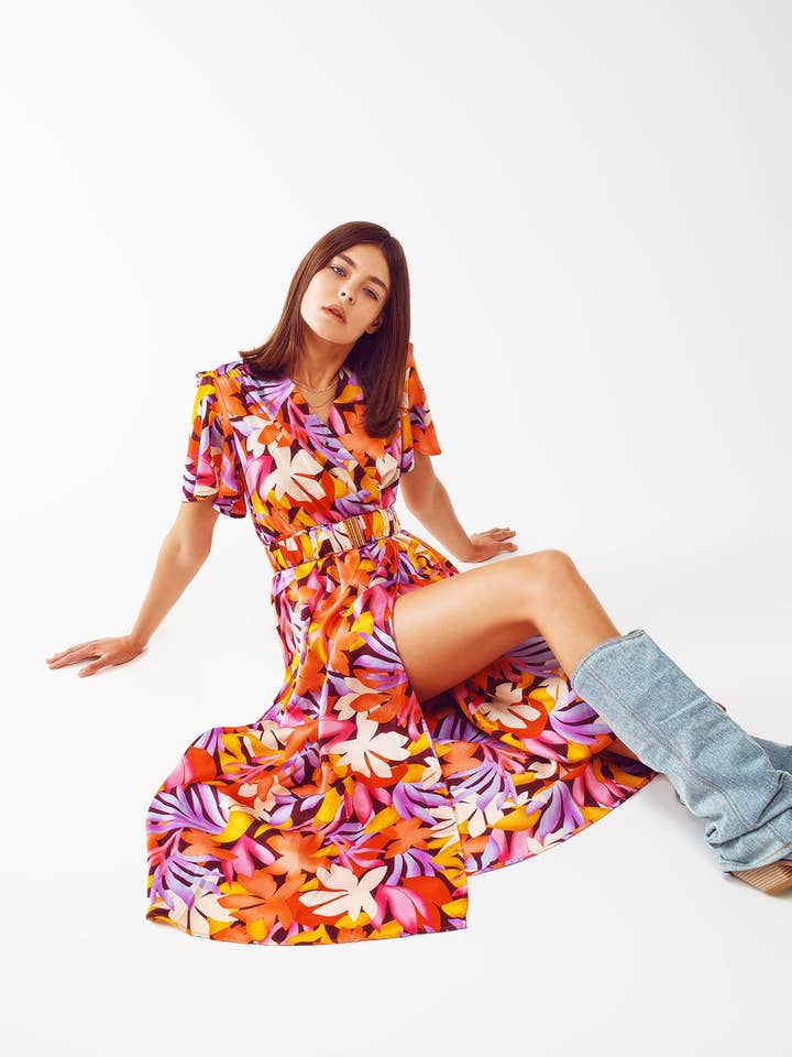 Pleated Maxi V Neck Dress in Multicolour for wholesale by Q2—All Orders:Free Duties for the US,UK,and Canada