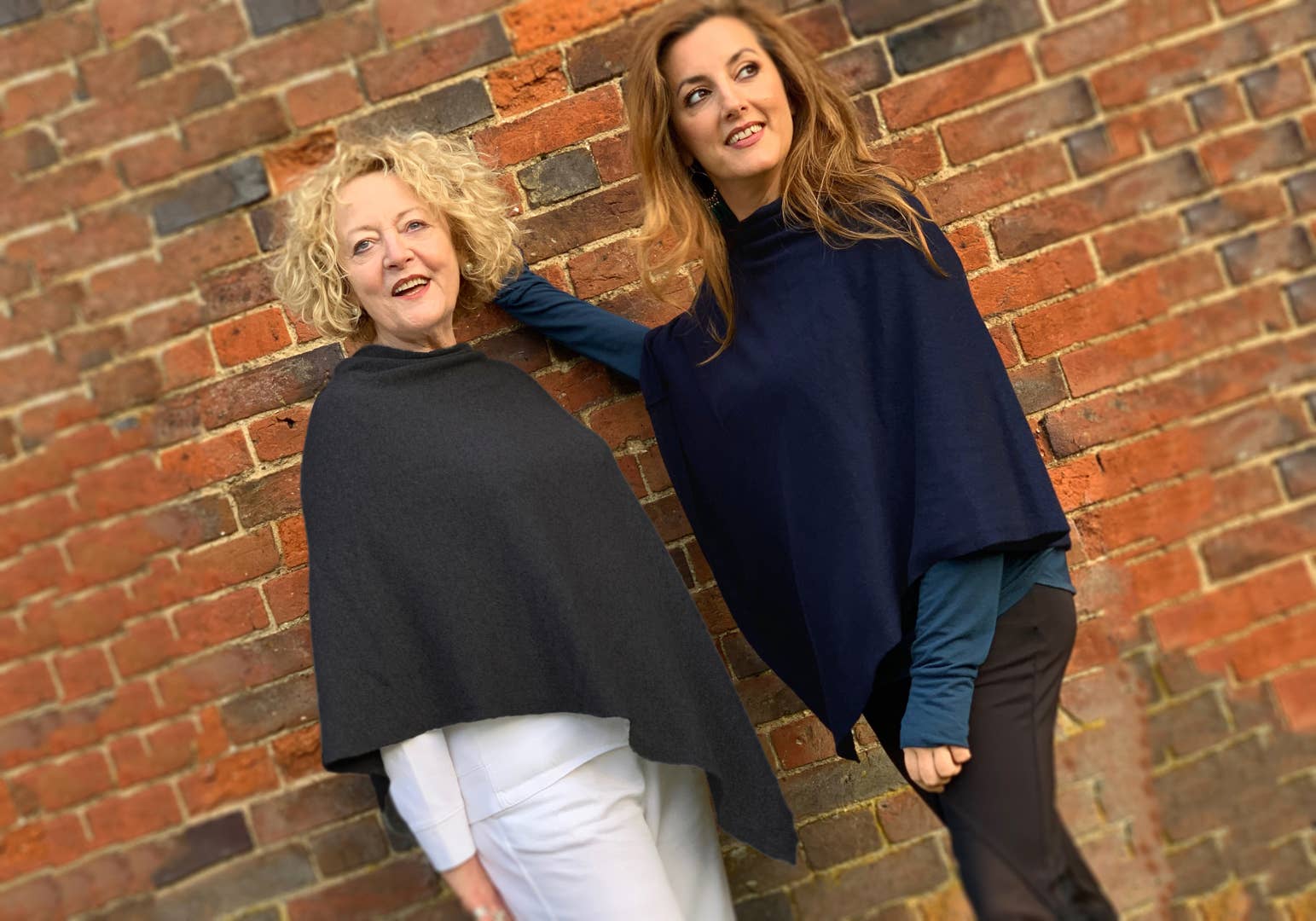 Creatico - Wholesale Poncho - Women's - House of Conti Firenze Cashmere Blend Italian Poncho Regular66