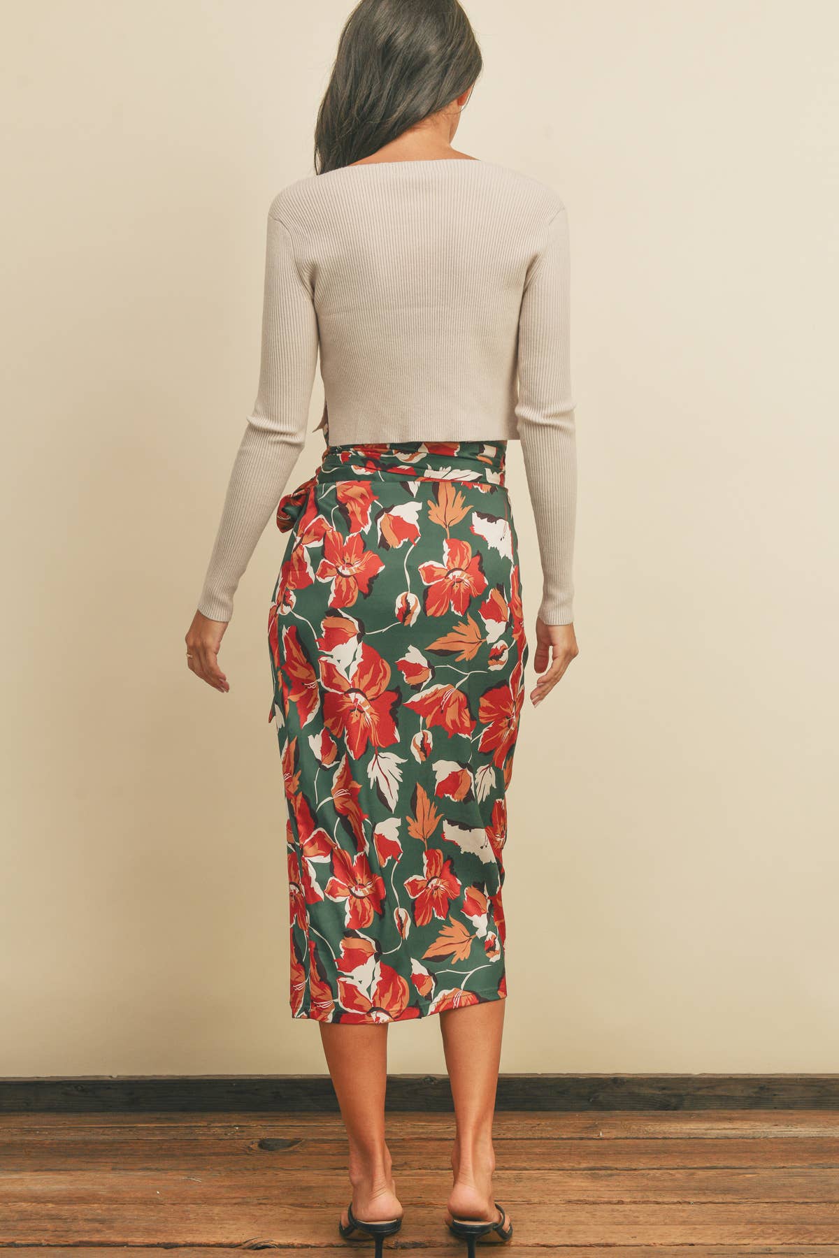 Dress Forum – Saia - Mulher por atacado – FS7272 Saia de envoltório de cetim floral2