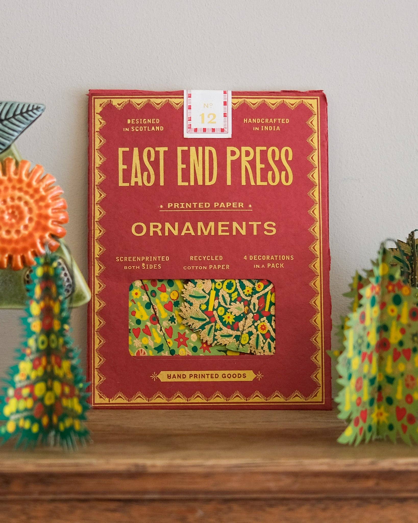 East End Press - Vente Lots de décorations - Royaume-Uni/UE : Ornements en papier pour arbres décorés1