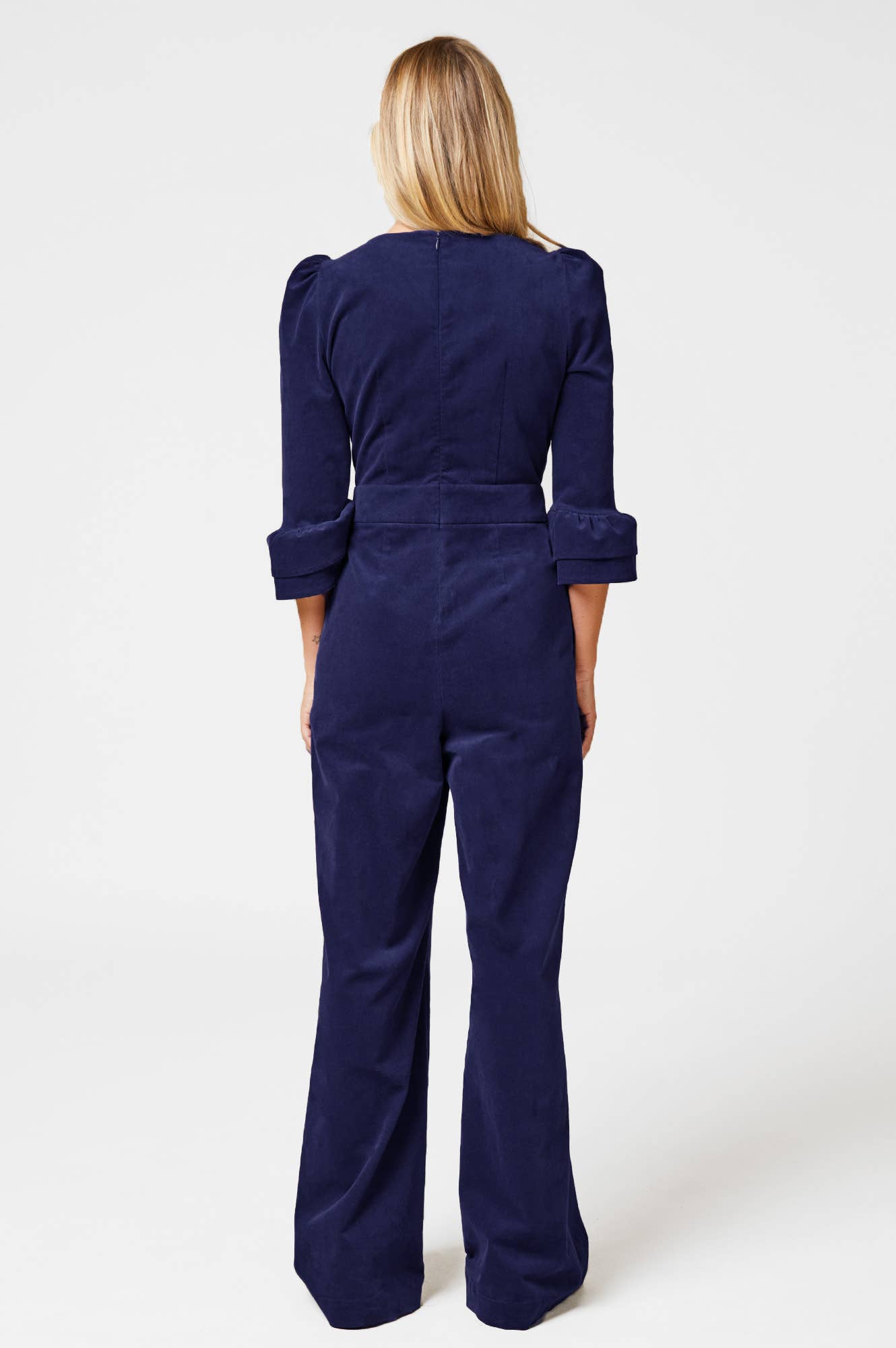 Aspiga - Vendita all'ingrosso Tuta intera - Donna - Tuta Victoria in velluto a coste elasticizzato con maniche a 3/43