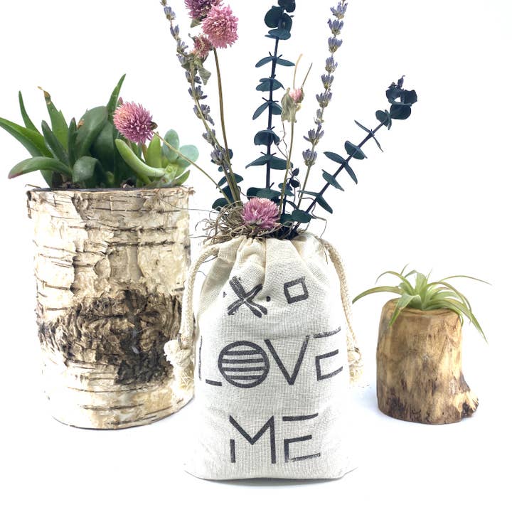 Sunsum Intentional Living - Wholesale Dried/Pressed Flowers - Sack of Flowers, Love Me, Organic, Dried Flower Bouquet6