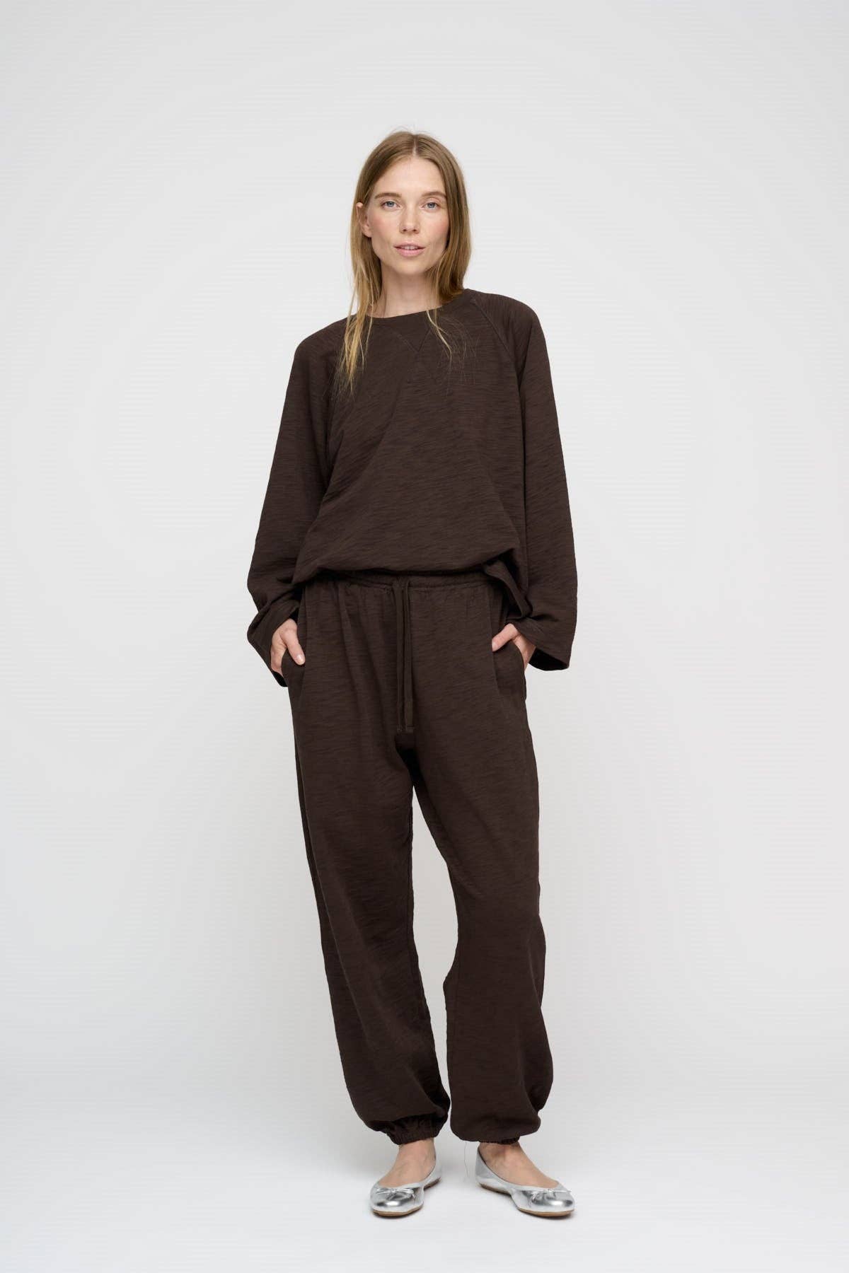 dark brown earth sweat for wholesale on Faire3