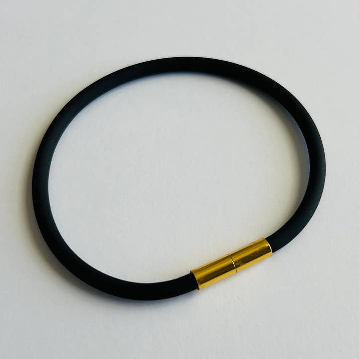 Robyn Pulseira de Silicone Soft-Touch com Fecho Magnético - Preto (Mate) por atacado de Unklaspe