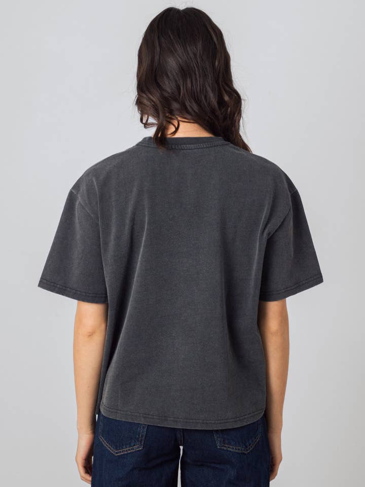 Honest Basics - Wholesale T-Shirt - Women's - OG Shirt Women4
