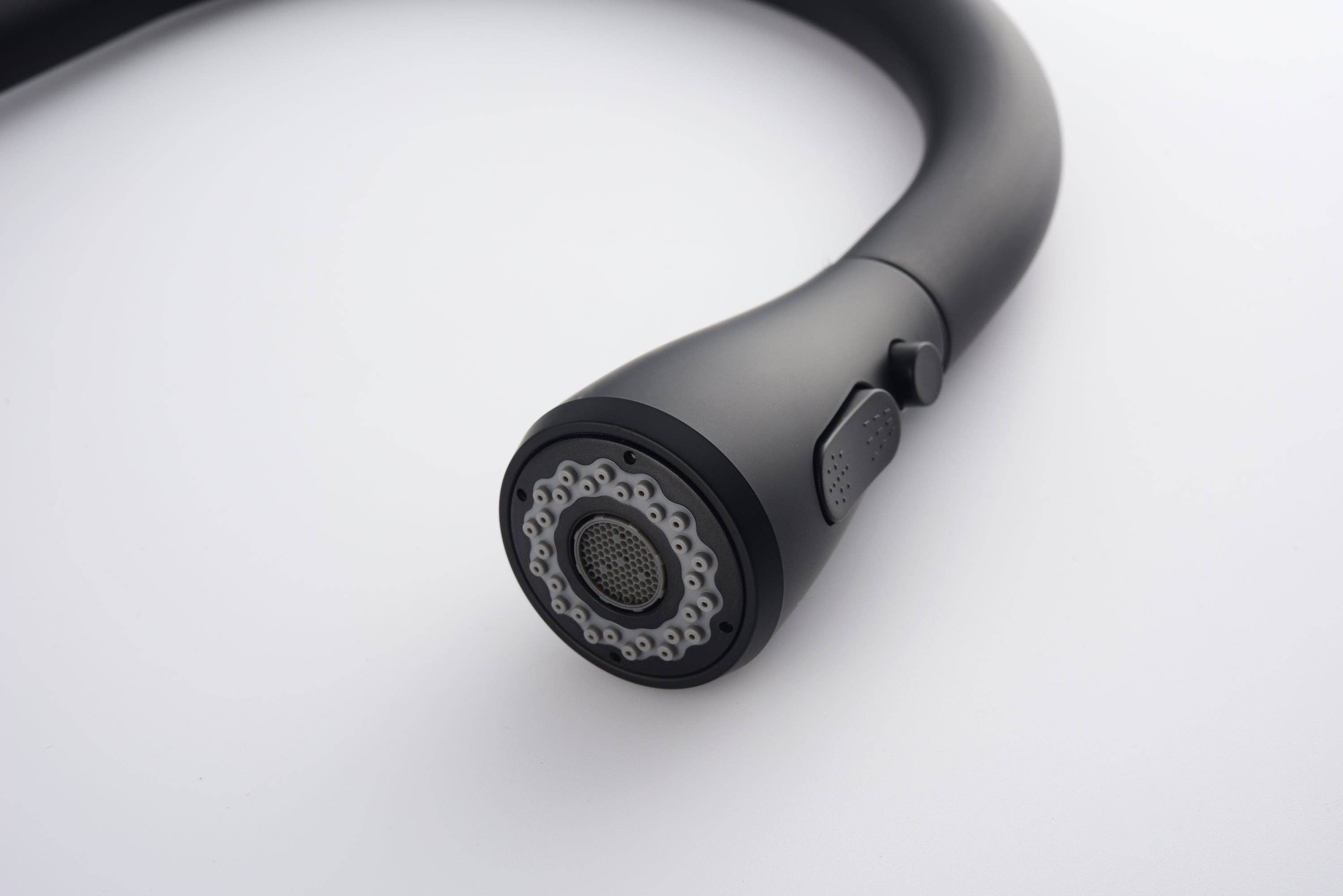 39F Inc. - Wholesale Kitchen Tool/Gadget - Matte Black Kitchen Faucet with Pull-Out Sprayer6