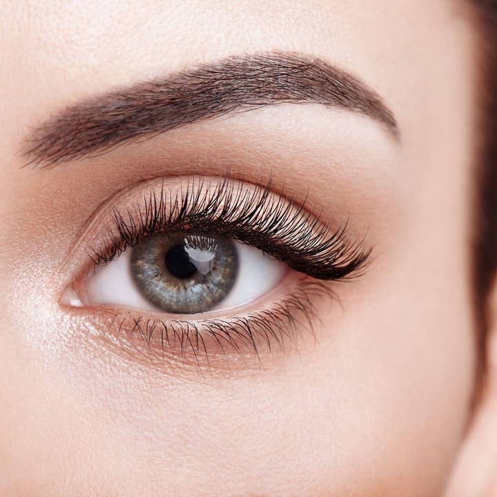 6Sense Essentials Corp. - Vendita all'ingrosso Ciglia finte - Extension ciglia Premium Promade Loose Fans | 06D-0.05C-16mm5