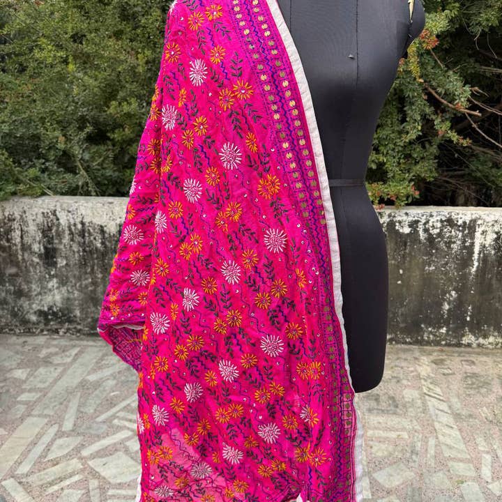 bhavnas boutique - Wholesale Wrap - Women's - Women Chunni Floral Design Hand Embroidered Phulkari Dupatta1