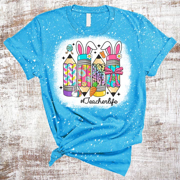 T-shirt décoloré par sublimation avec crayons de Pâques pour enseignant, vie d'enseignant pour la vente par Sweet Tees