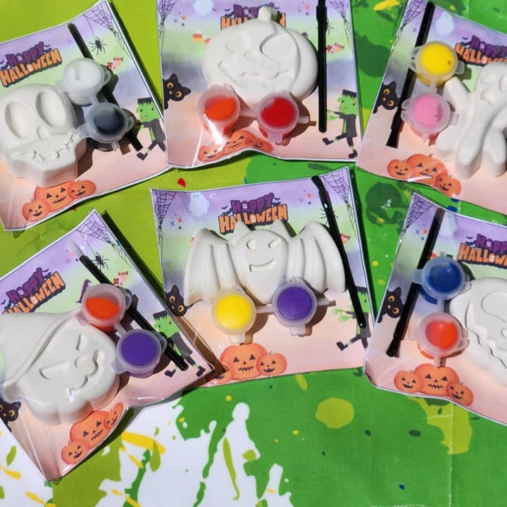 Snazzy Crayons - Wholesale Party Favor - Halloween Party Paint Your Own Kits , Party Favors4
