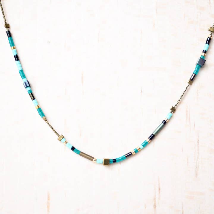 Gargantil/colar curto ultra fino/minúsculas de vidro Miyuki japonês/joia de designer/artesanal por atacado de Atelier Vivienne