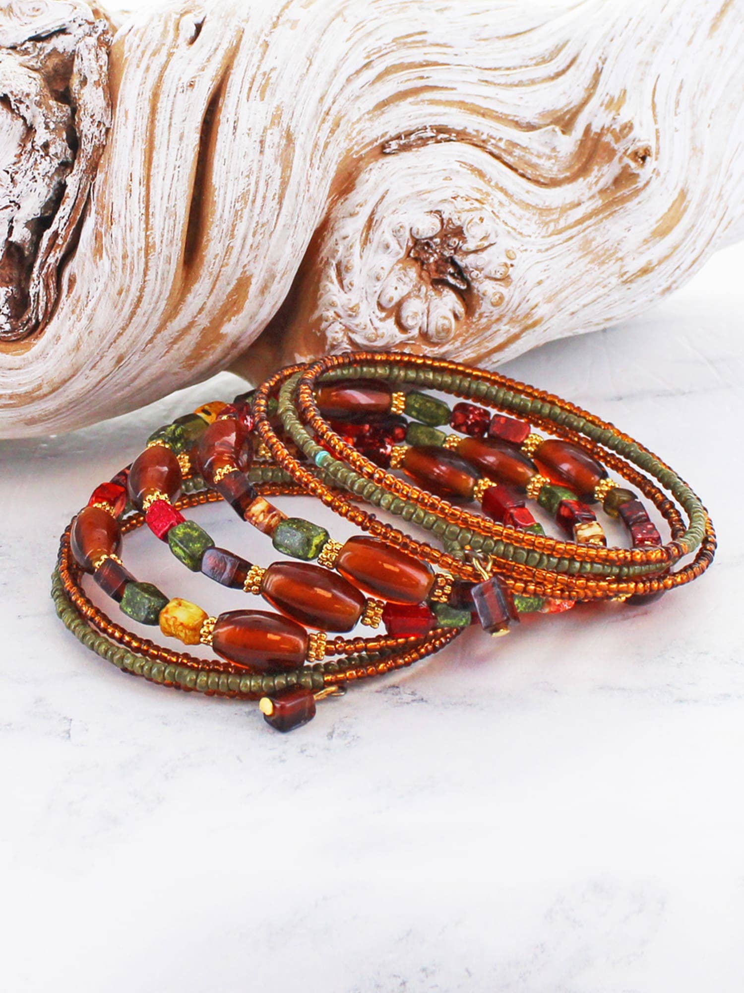 Suzie Blue – wholesale Beaded bracelet – DC6502M BEADED SPIRAL BRACELET0